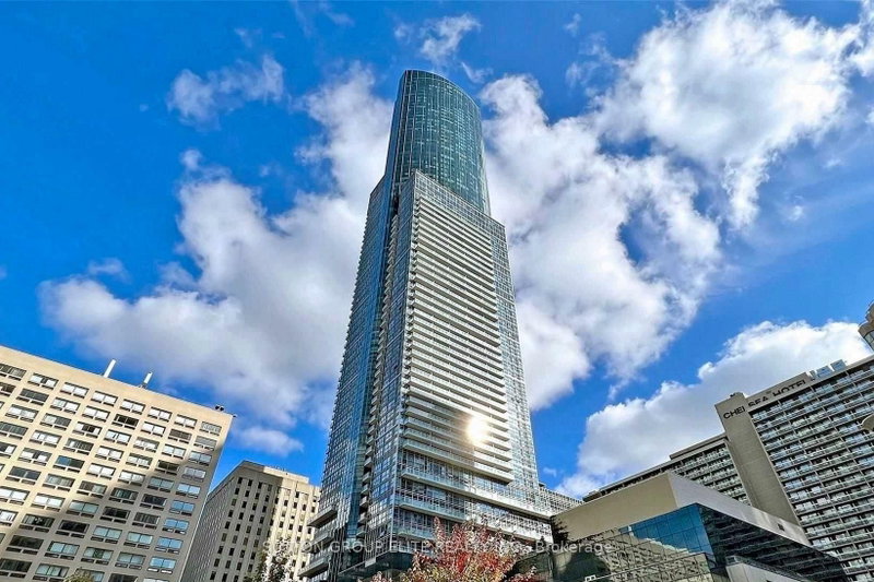 2903 - 386 Yonge Street