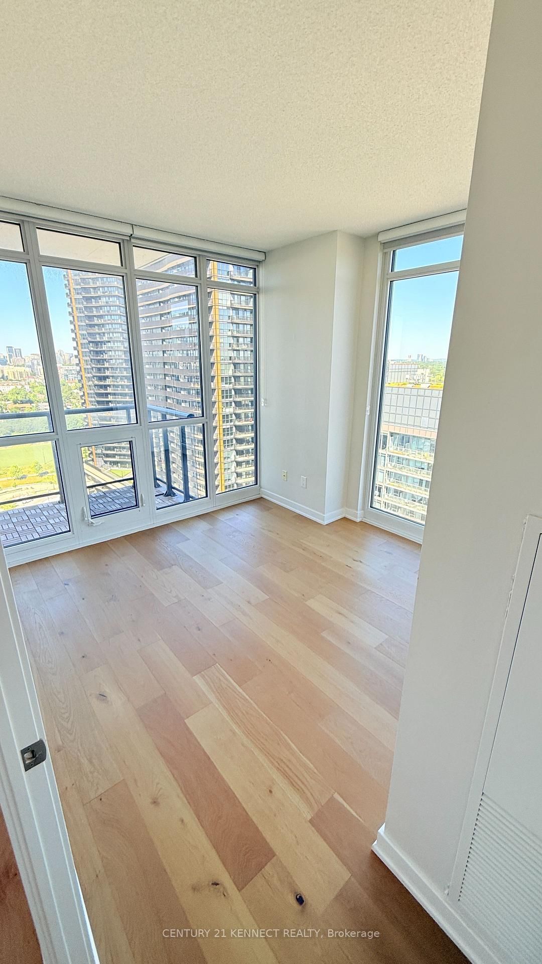 121 McMahon Drive • #2917 • Toronto, ON photo 11