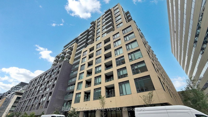 208 - 543 Richmond Street W