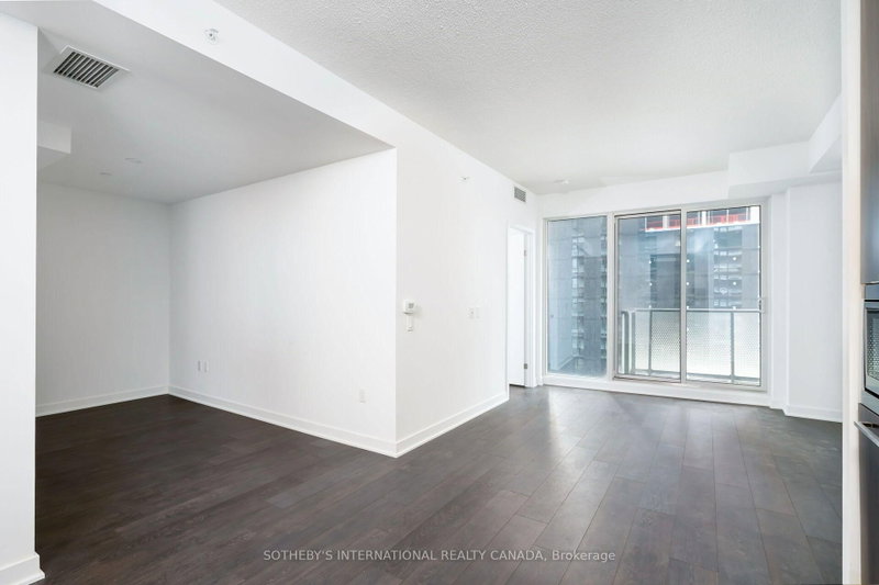 1503 - 125 Blue Jays Way