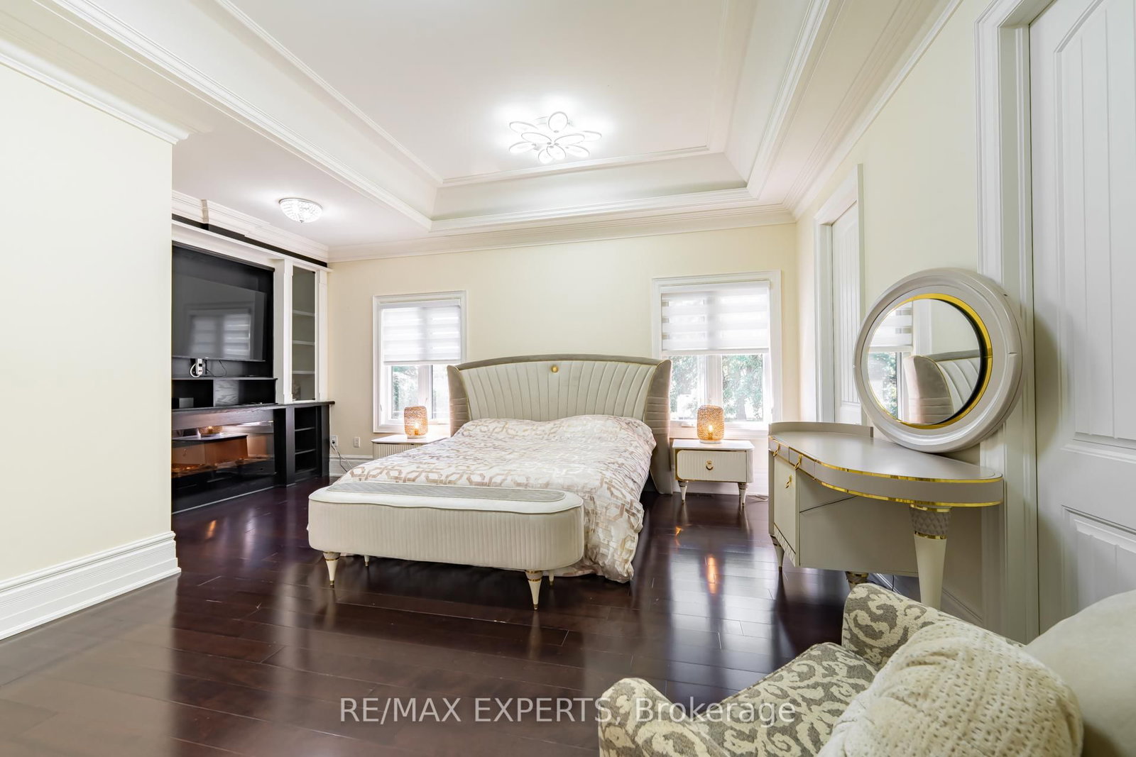 9 Calderon Crescent • Toronto, ON photo 23