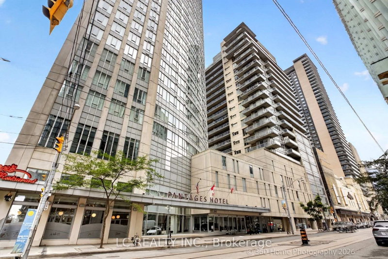 3403 - 210 Victoria Street