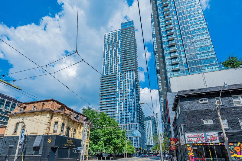 1633 - 251 Jarvis Street