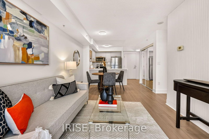 1505 - 5740 Yonge Street