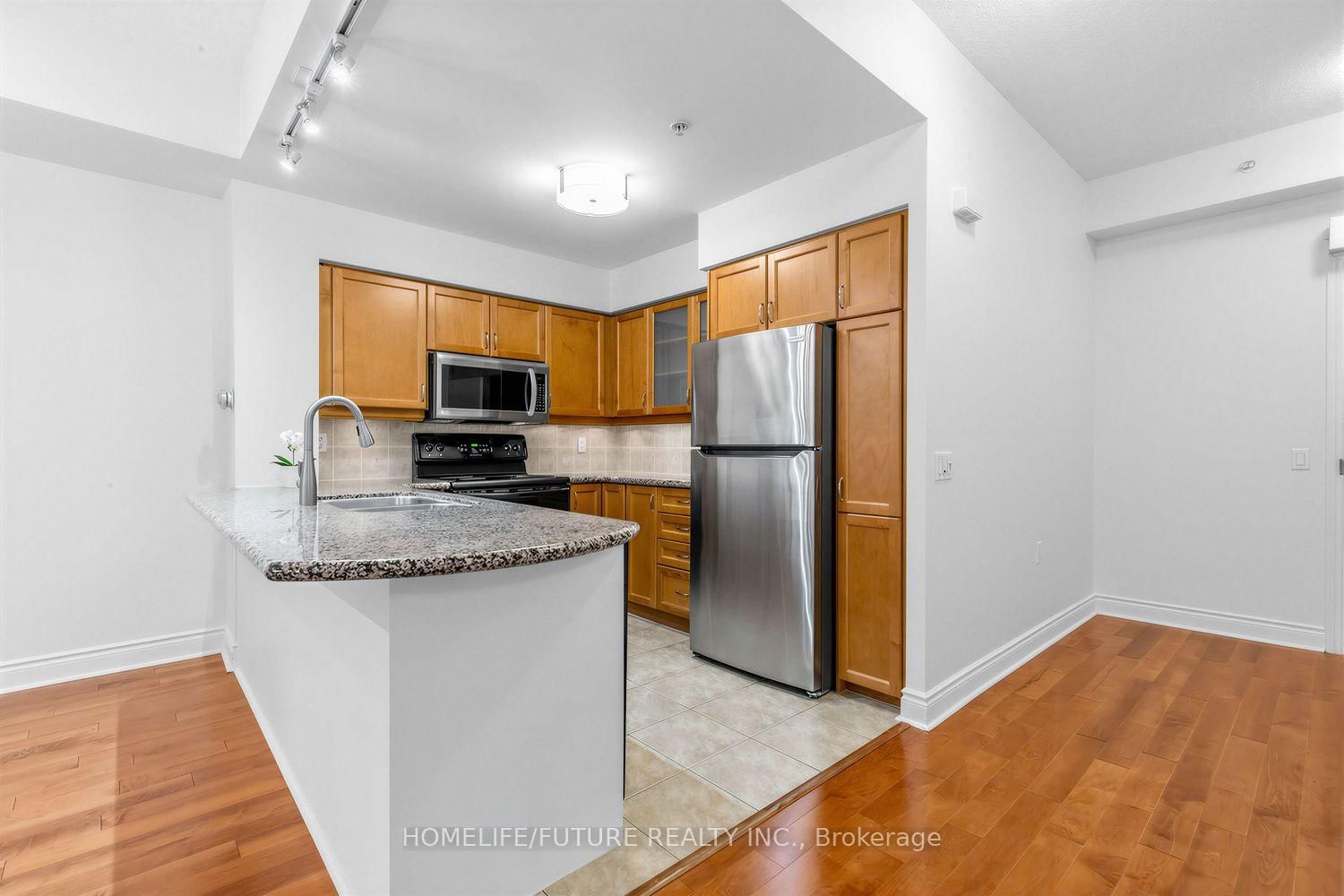 12 Rean Drive • #213 • Toronto, ON photo 10