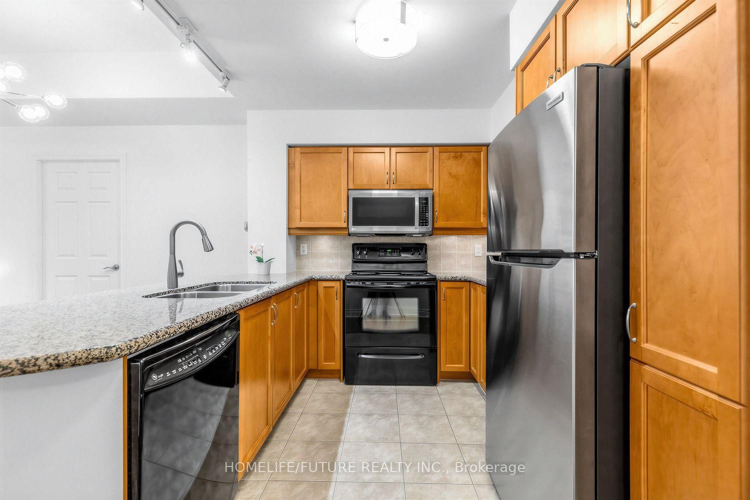 12 Rean Drive • #213 • Toronto, ON photo 11