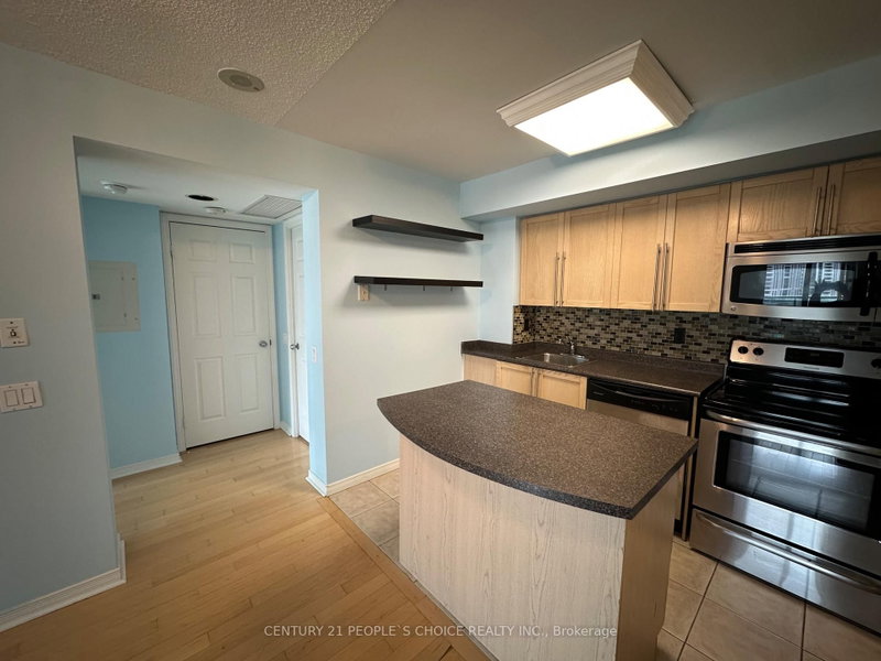 1012 - 30 Harrison Garden Boulevard