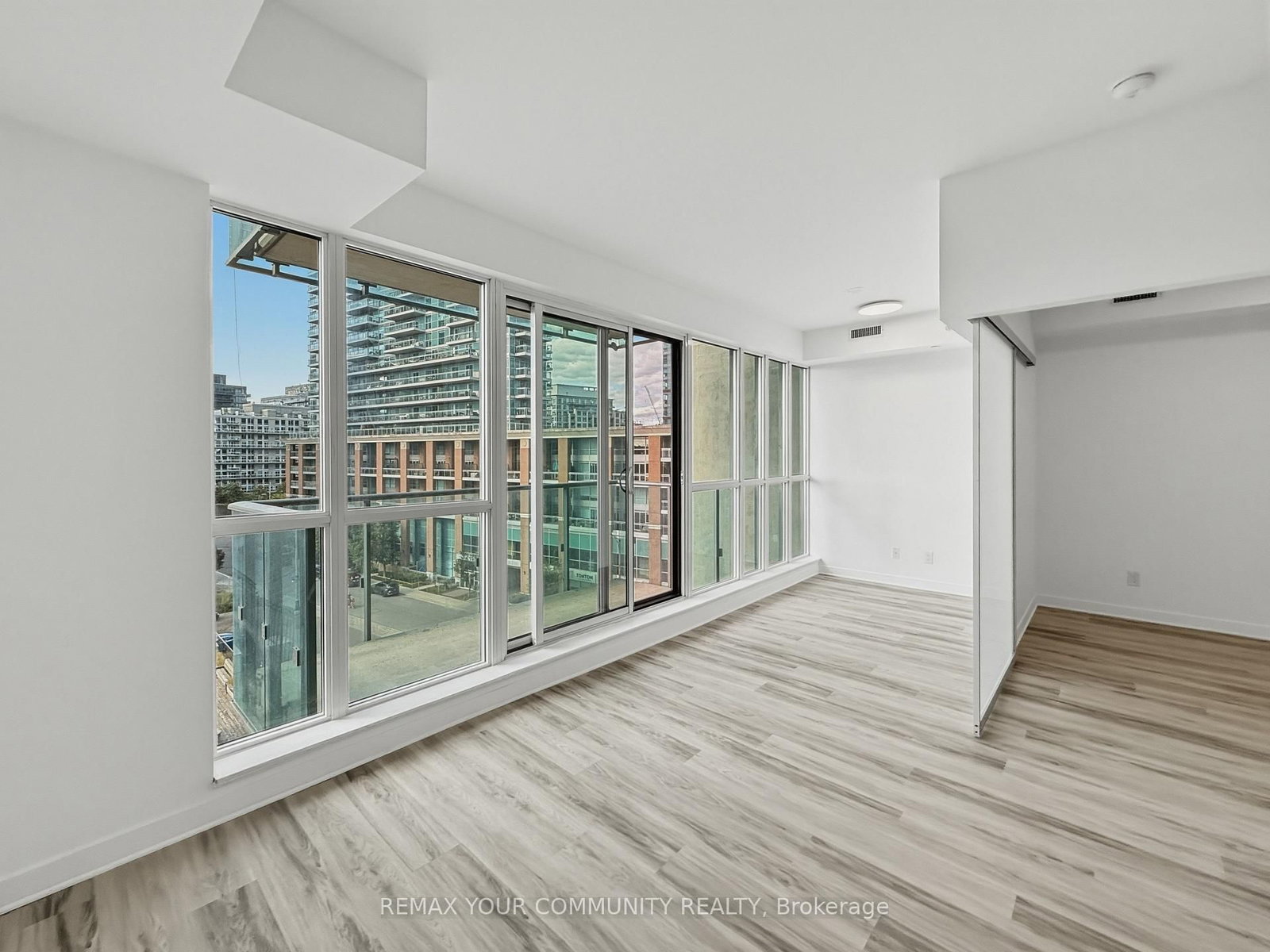 150 East Liberty Street • #618 • Toronto, ON photo 15