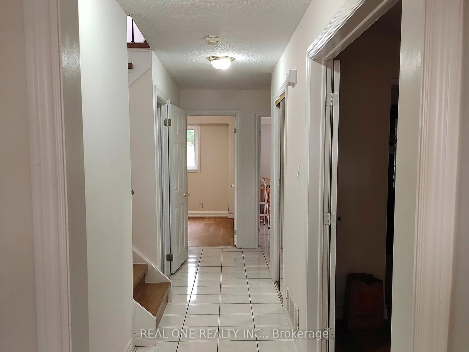 13 Mallaby Road • Toronto, ON photo 14