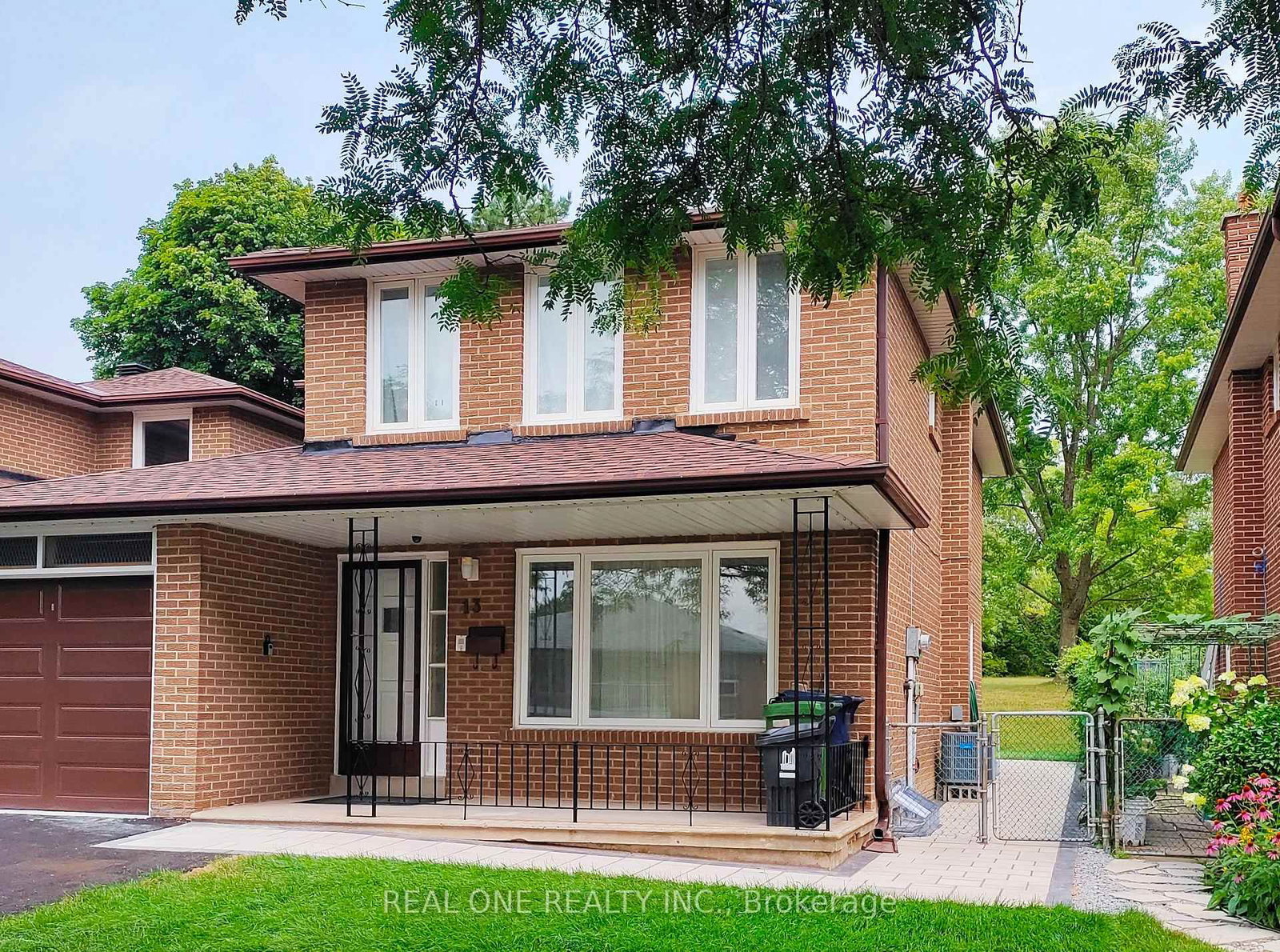 13 Mallaby Road • Toronto, ON photo 2