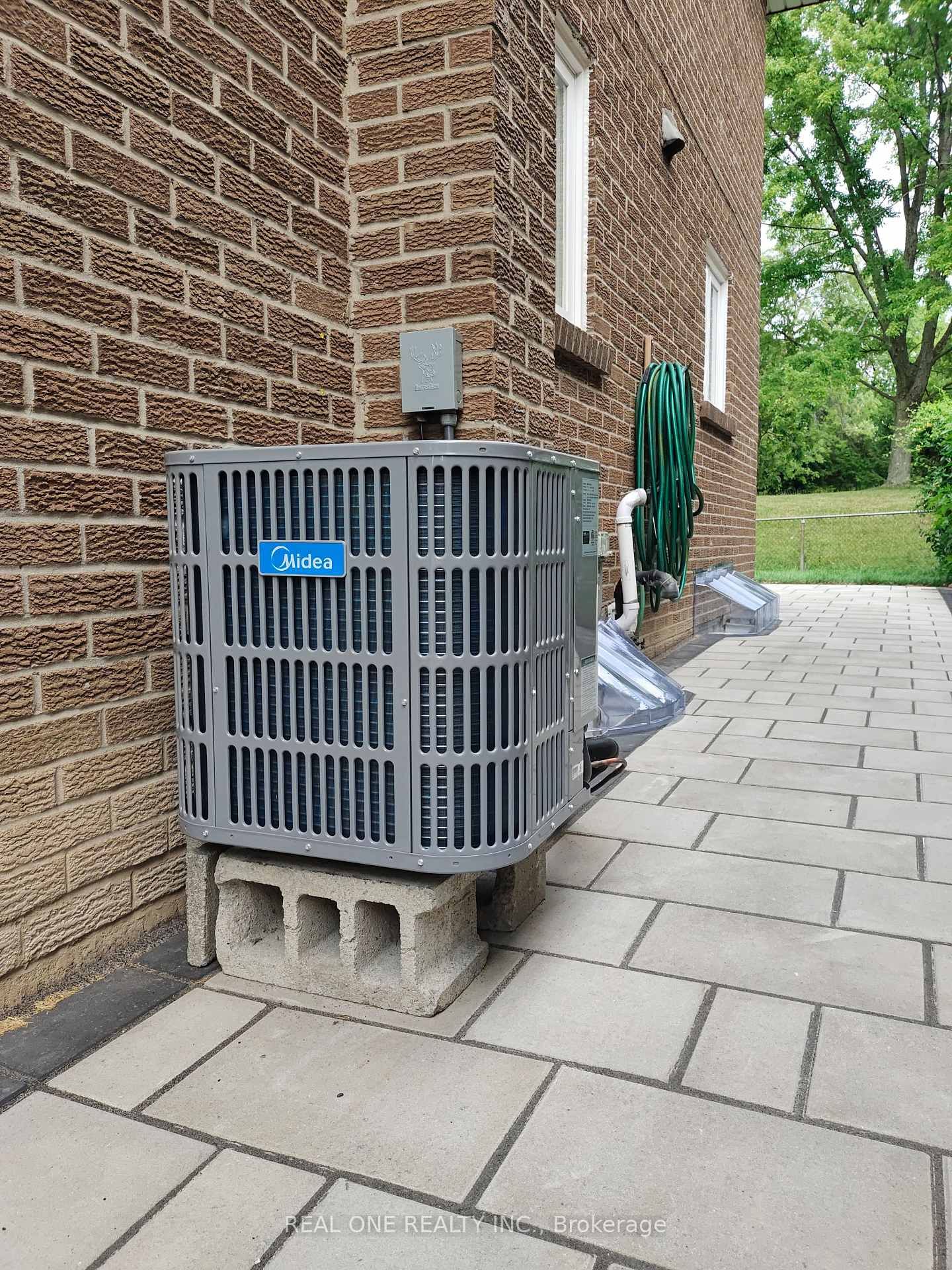 13 Mallaby Road • Toronto, ON photo 33