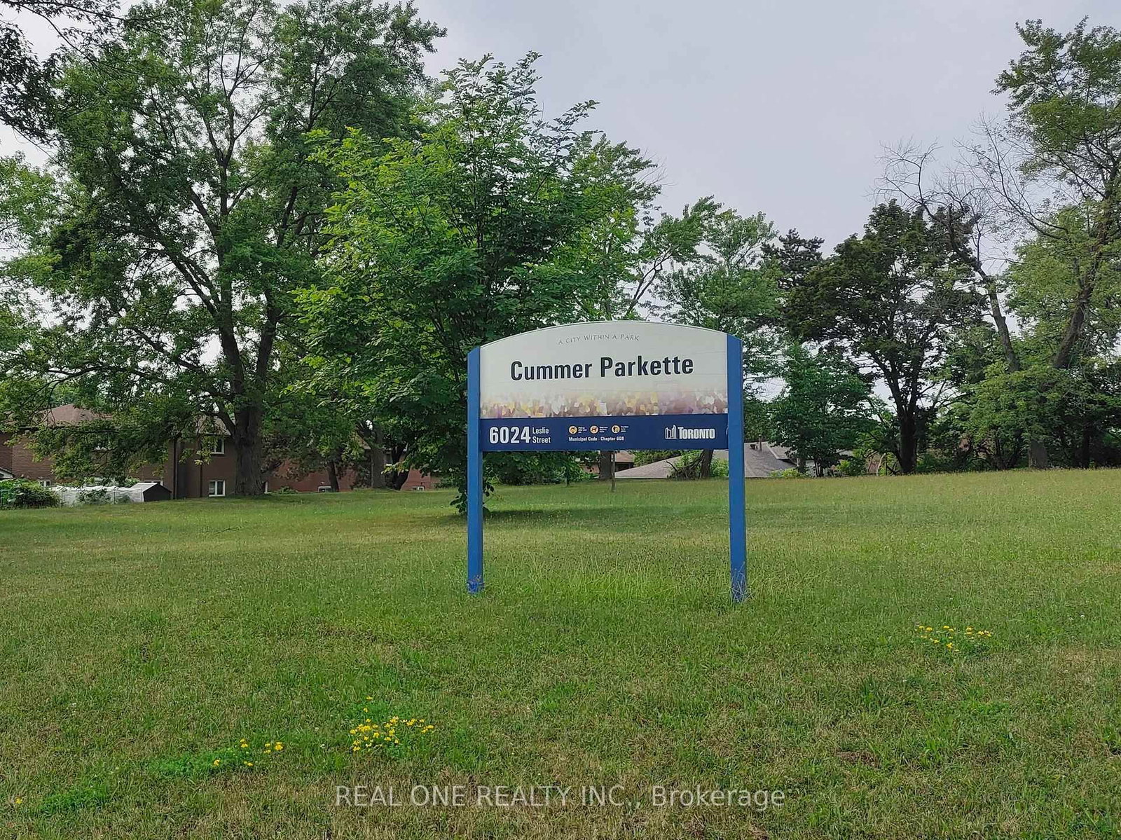 13 Mallaby Road • Toronto, ON photo 36