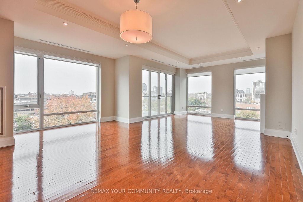 802 - 80 Yorkville Avenue 5
