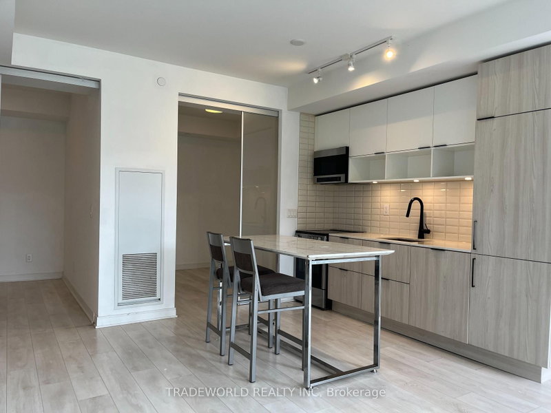 S512 - 180 MILL Street