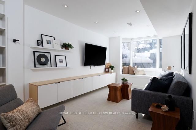 96 Summerhill Avenue • Toronto, ON photo 45