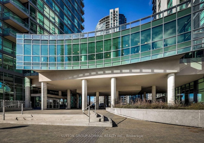 1602 - 215 Fort York Boulevard