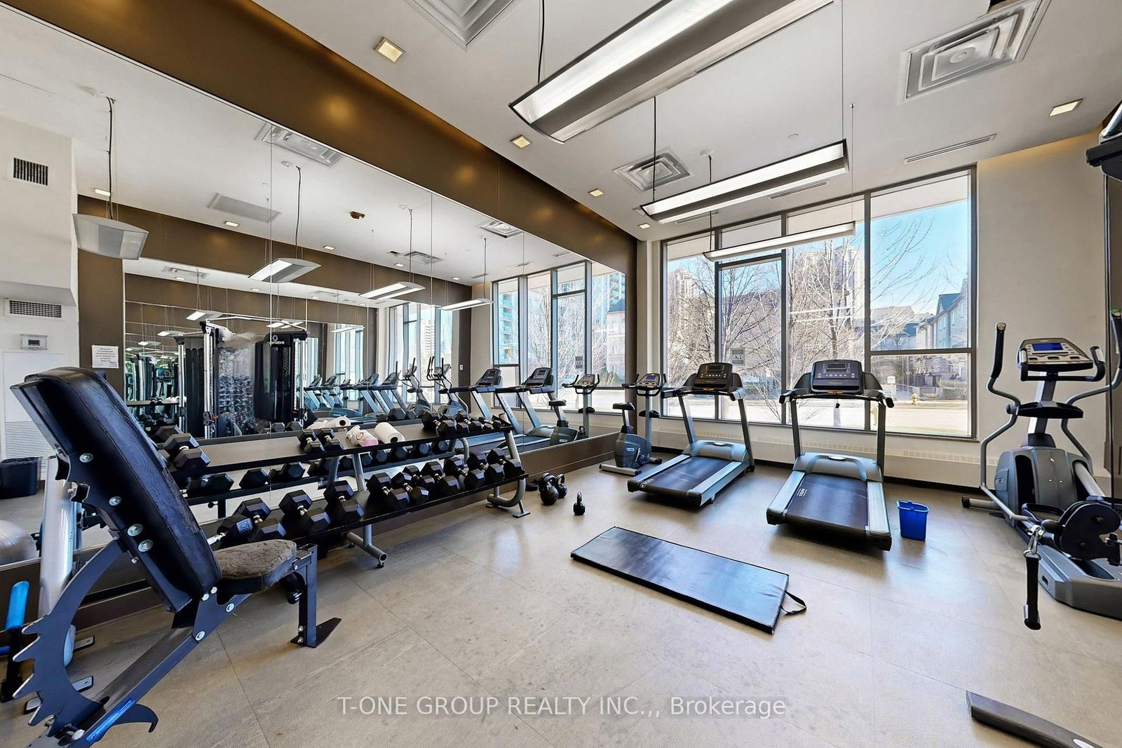 28 Avondale Avenue • #502 • Toronto, ON photo 28