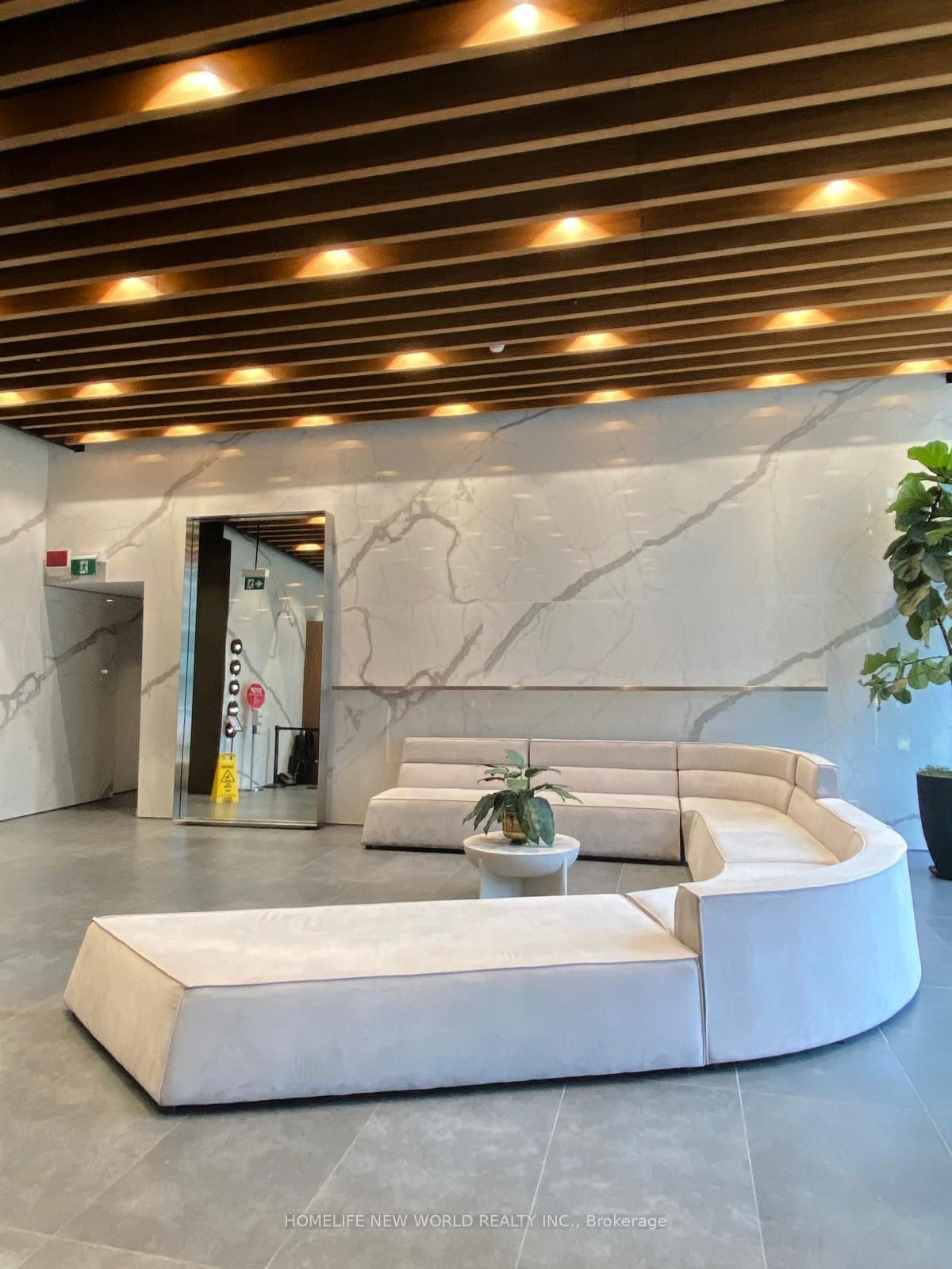 161 Roehampton Avenue • #233 • Toronto, ON photo 3