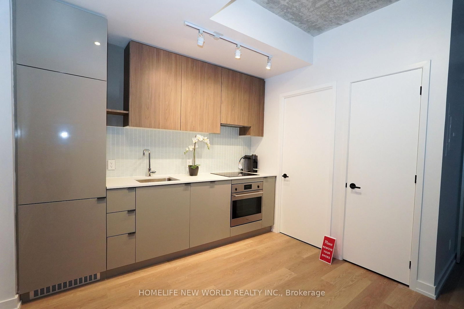 161 Roehampton Avenue • #233 • Toronto, ON photo 7