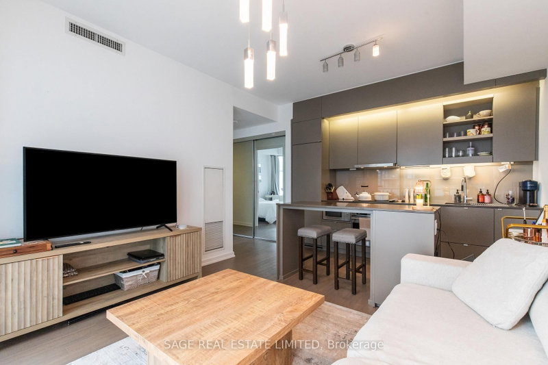 3308 - 101 Peter Street