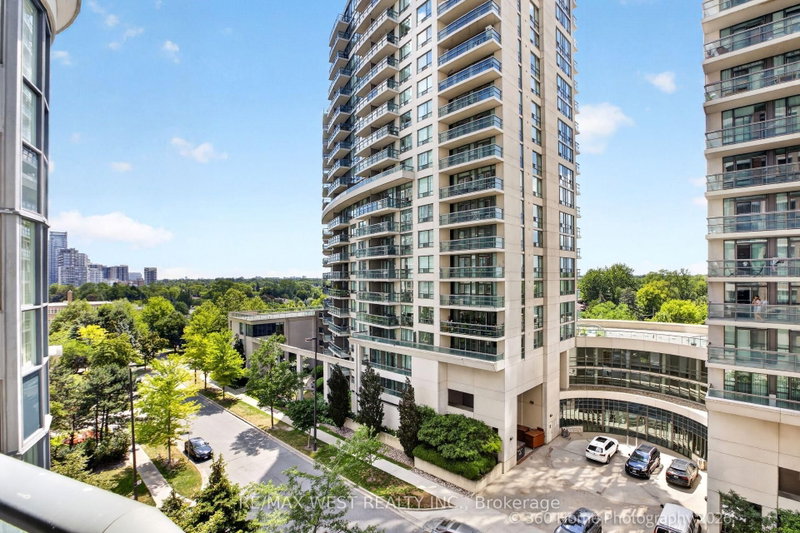 706 - 7 Lorraine Drive