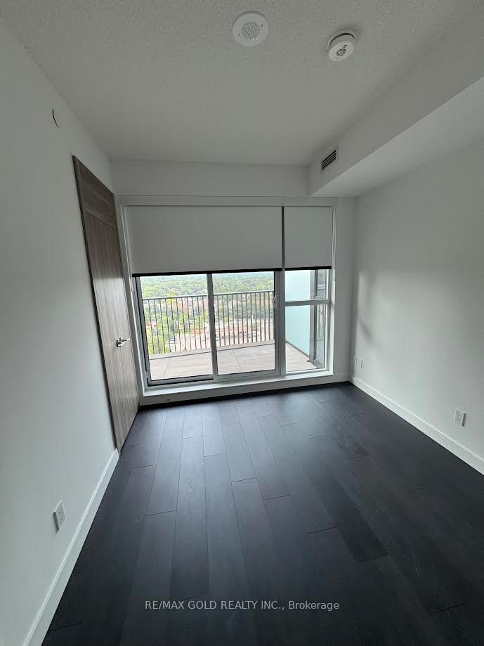 1205 - 68 Esther Shiner Boulevard