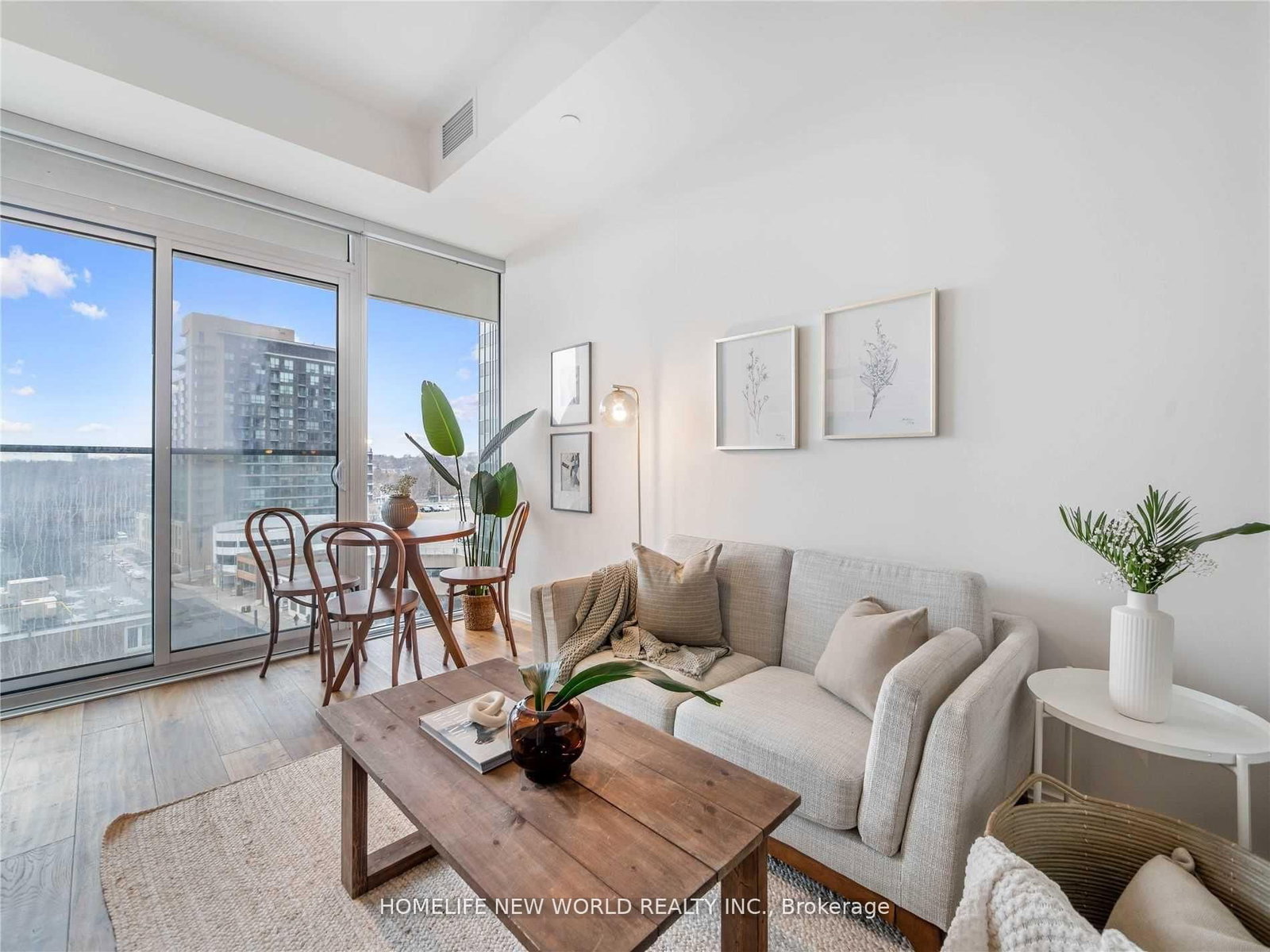 8 Hillsdale Avenue • #920 • Toronto, ON photo 7