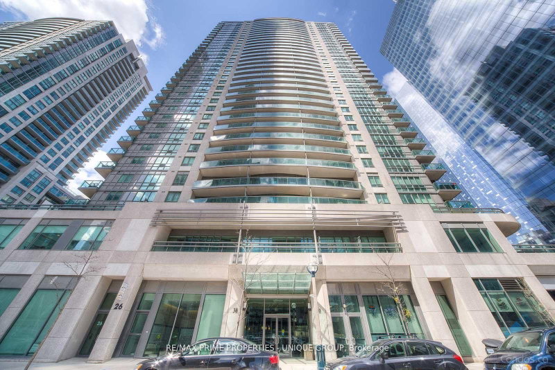 1906 - 30 Grand Trunk Crescent