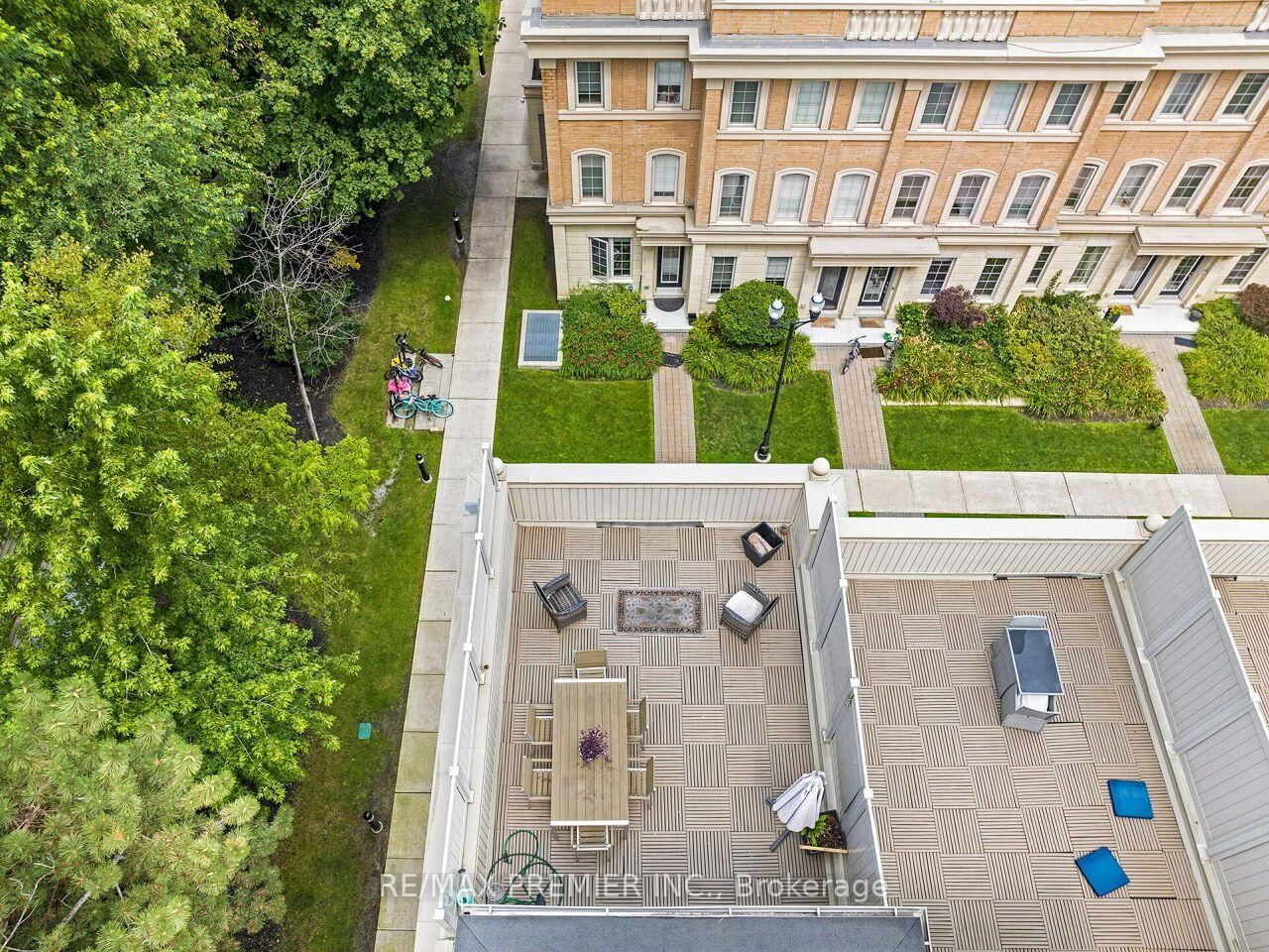 30 Hargrave Lane • #14 • Toronto, ON photo 39