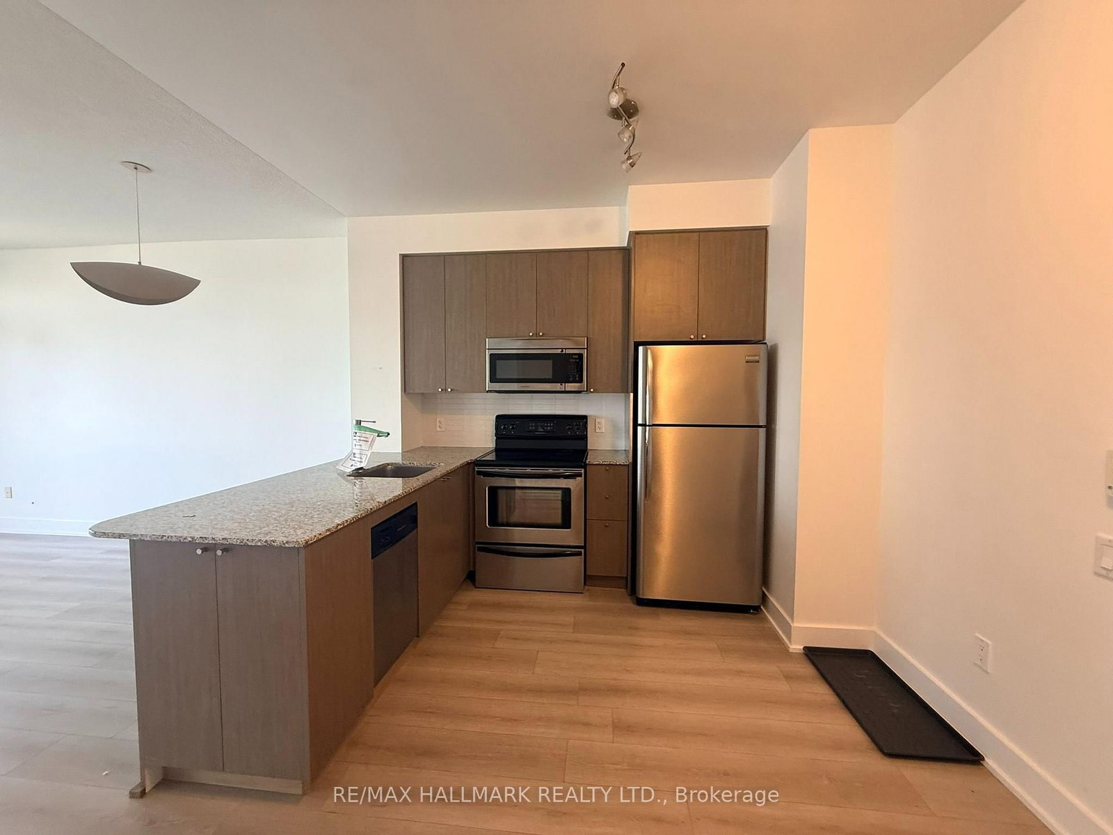 23 Sheppard Avenue E • #2011 • Toronto, ON photo 3