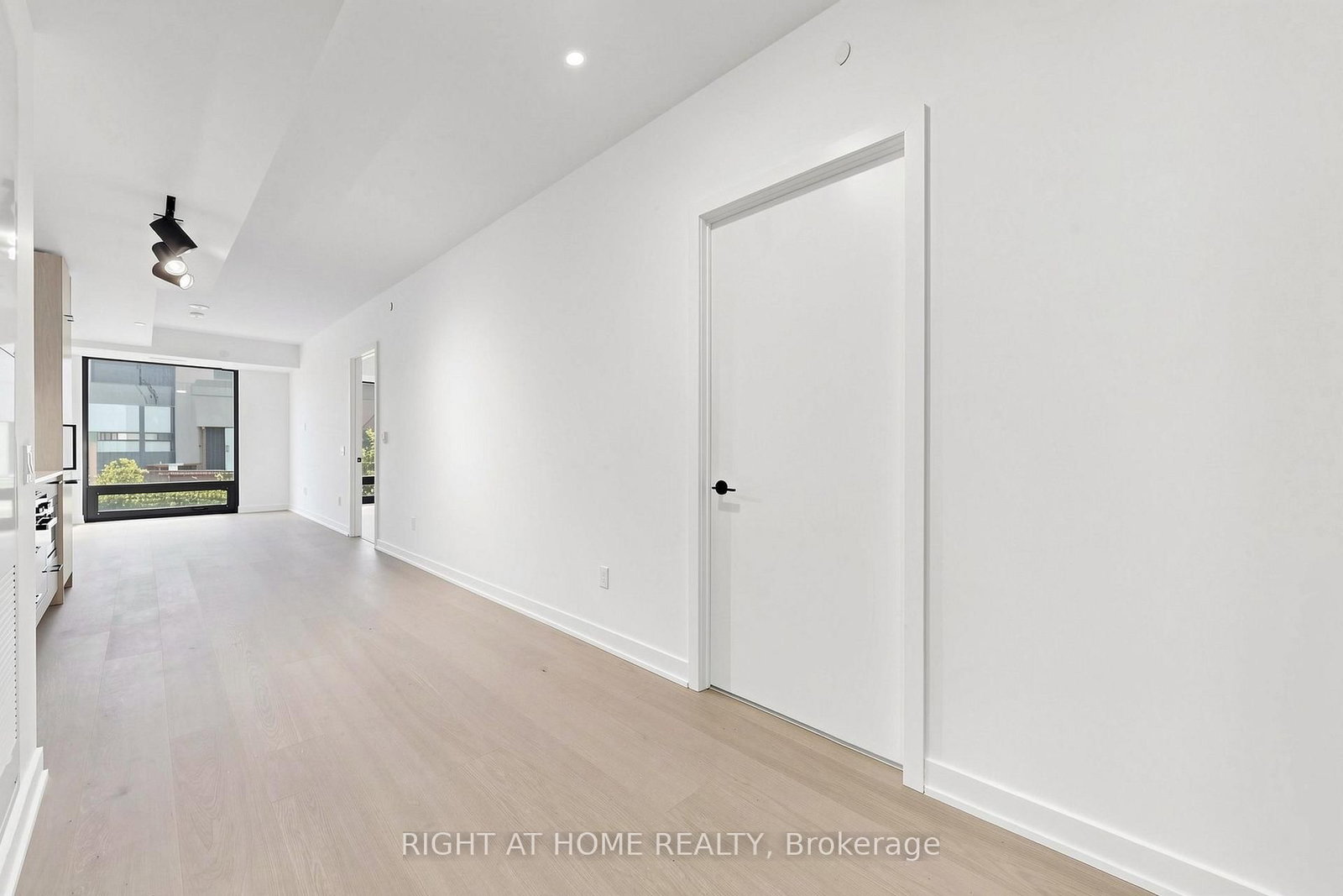 536 - 91 Montclair Avenue, Toronto 5