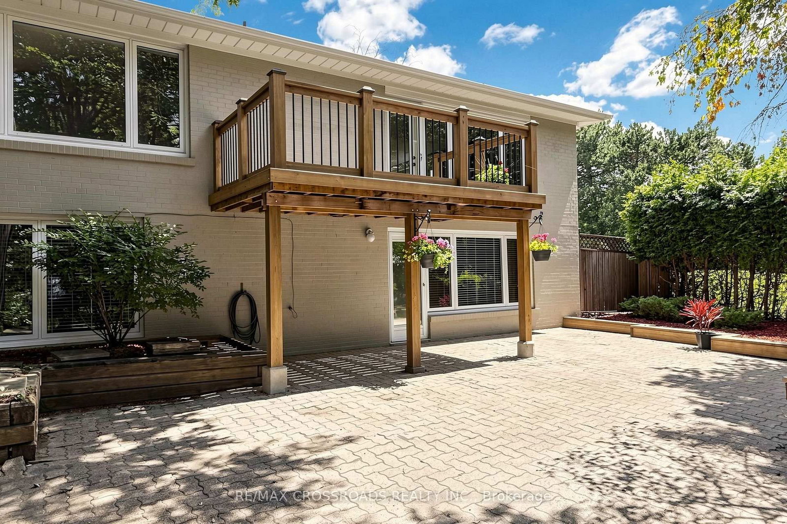 15 Alamosa Drive • Toronto, ON photo 39