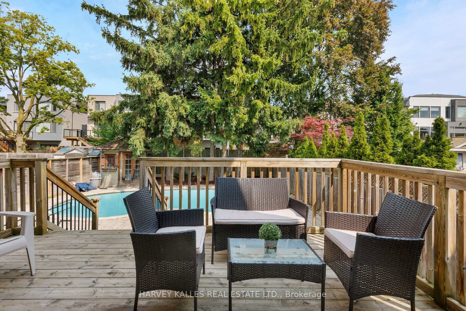 188 Florence Avenue • Toronto, ON photo 16
