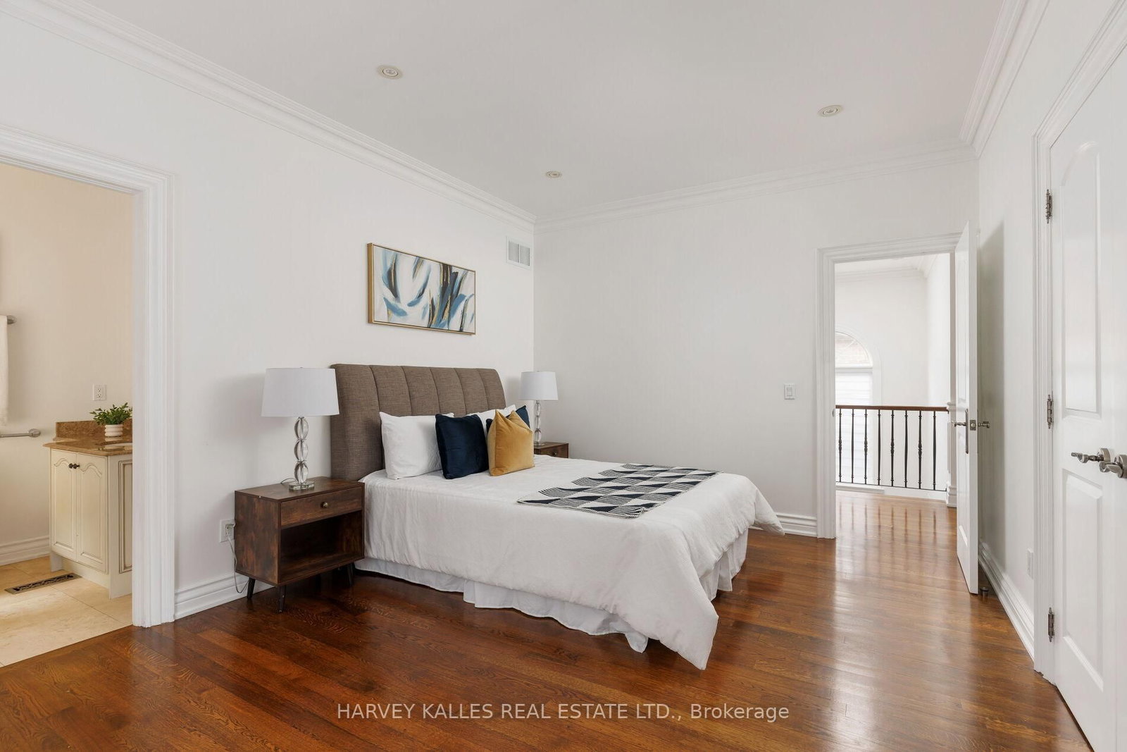 188 Florence Avenue • Toronto, ON photo 34
