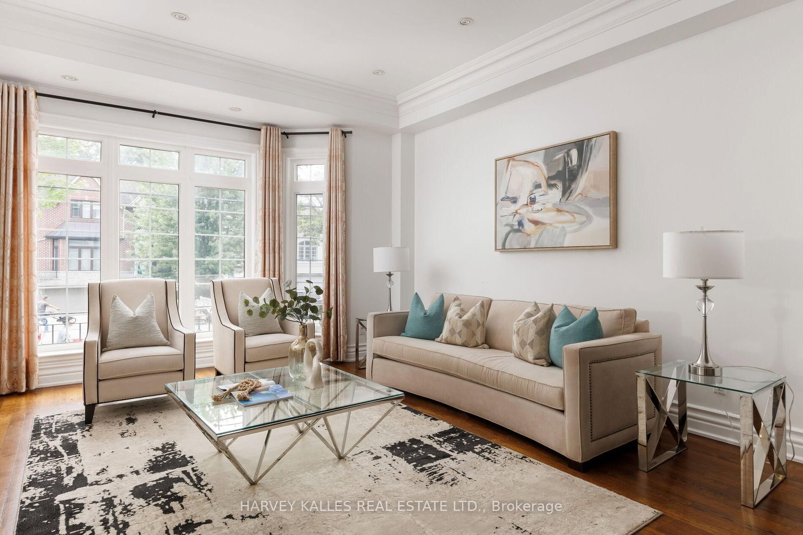 188 Florence Avenue • Toronto, ON photo 8