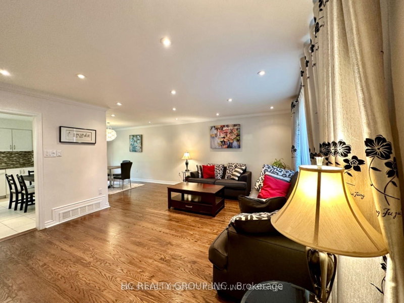 35 Lailey Crescent