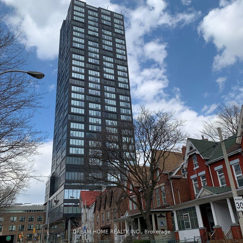 3003 - 203 College Street