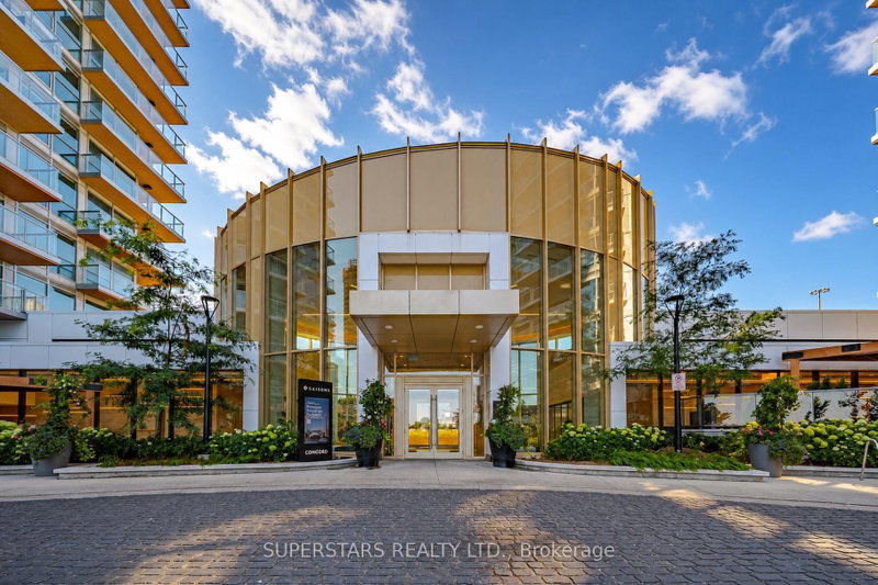 810 - 27 McMahon Drive