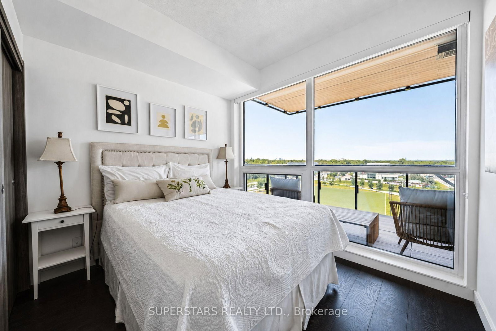 27 McMahon Drive • #810 • Toronto, ON photo 10