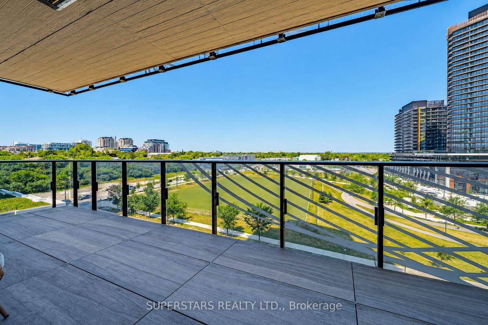 27 McMahon Drive • #810 • Toronto, ON photo 12