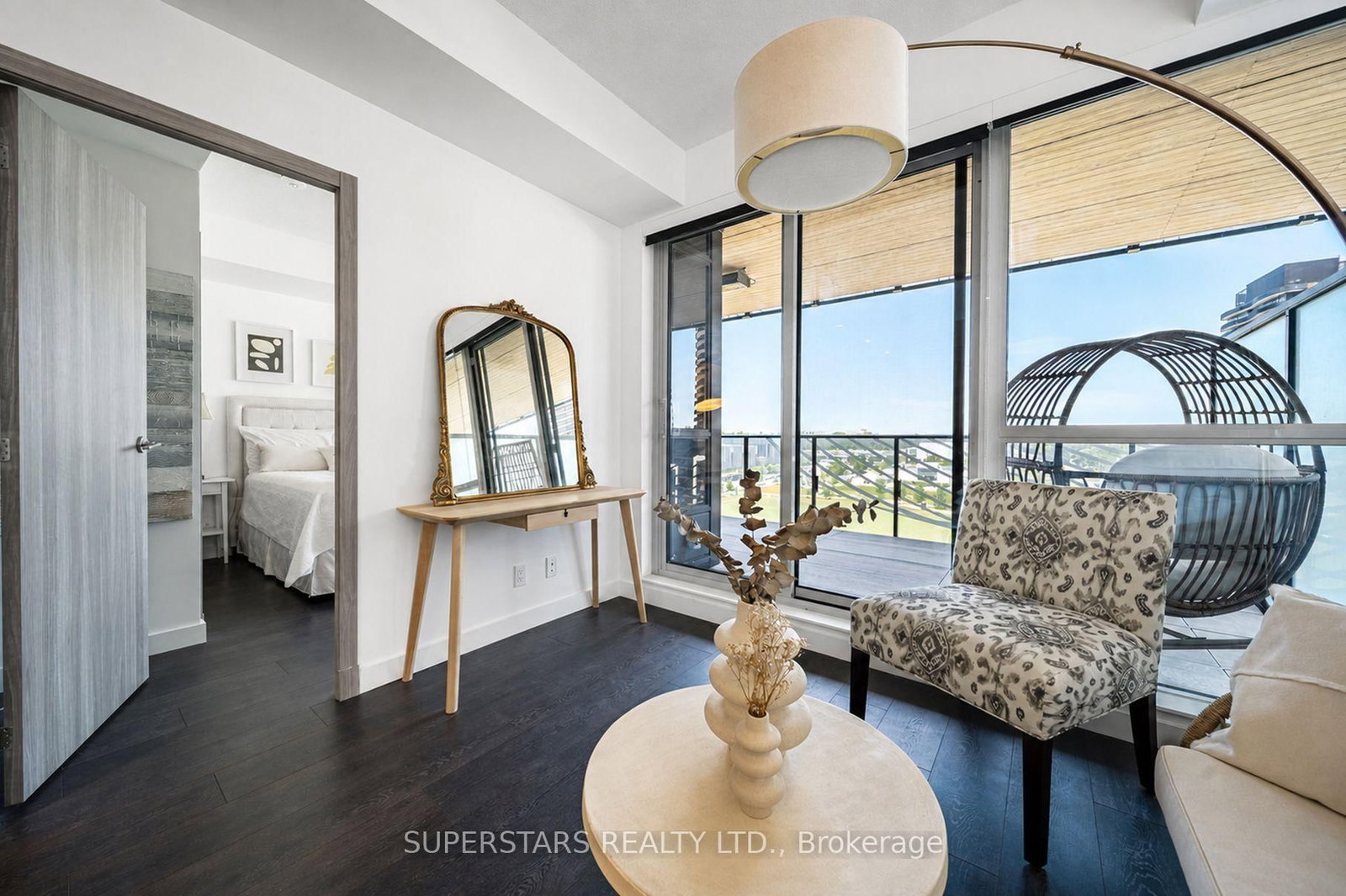 27 McMahon Drive • #810 • Toronto, ON photo 9