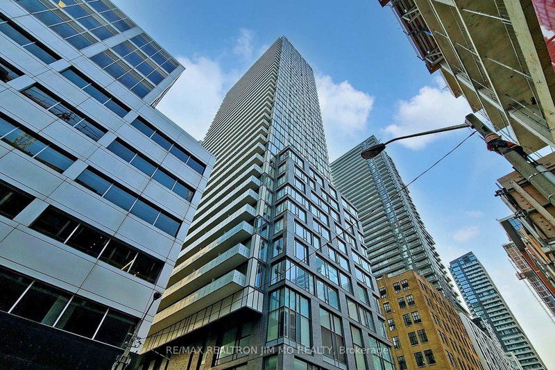 3512 - 101 Peter Street