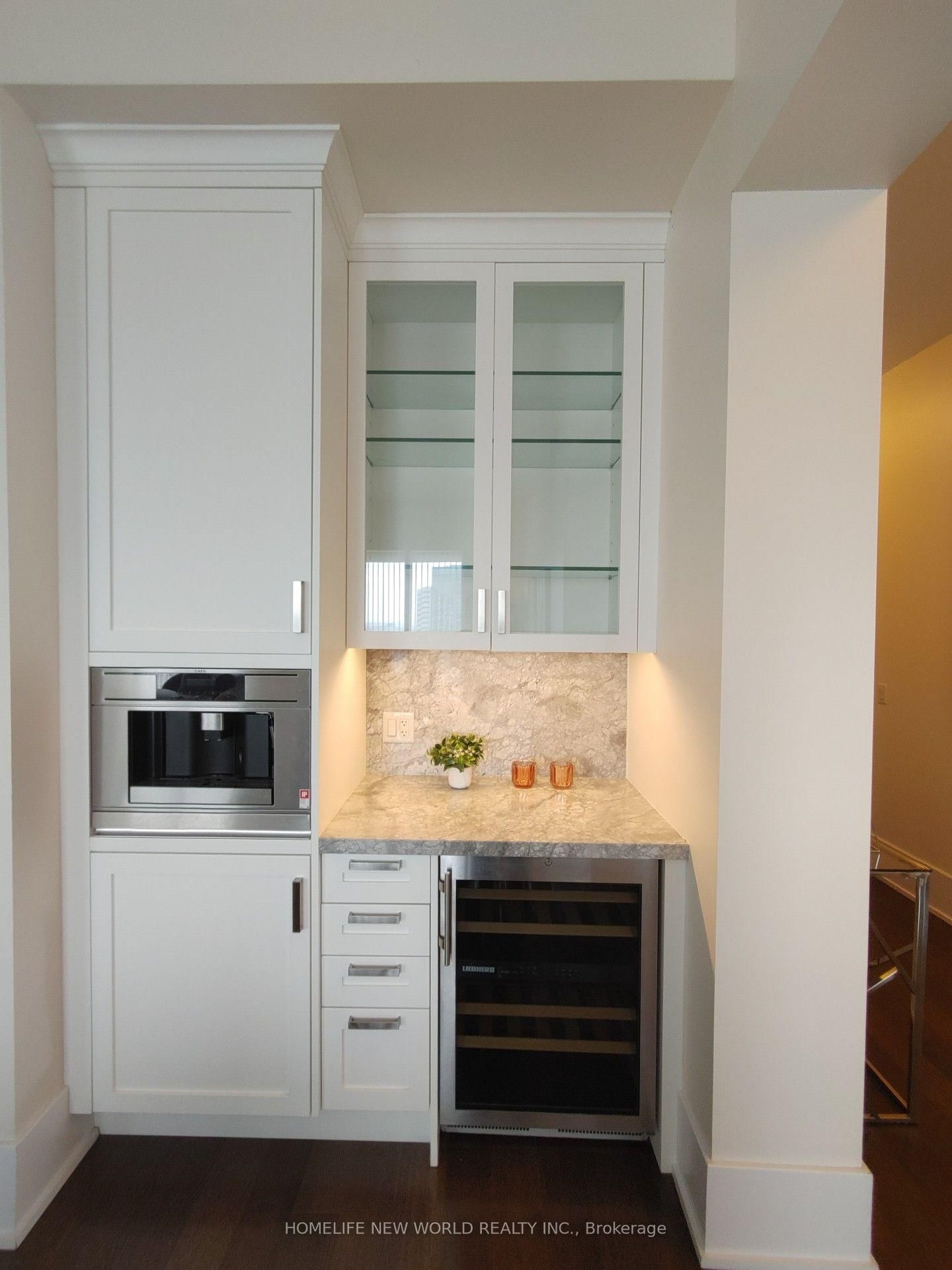 300 Front Street W • #4406 • Toronto, ON photo 13