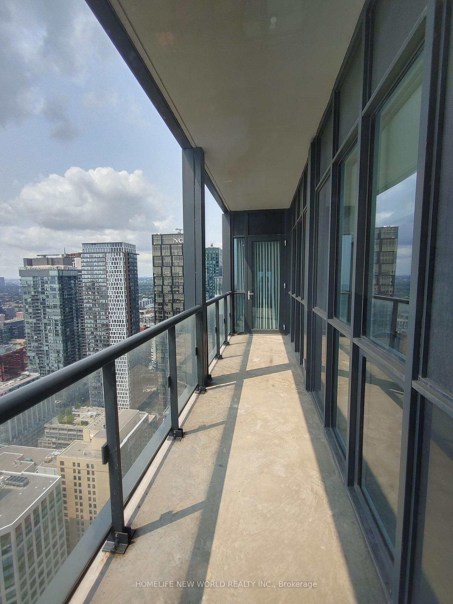 300 Front Street W • #4406 • Toronto, ON photo 33