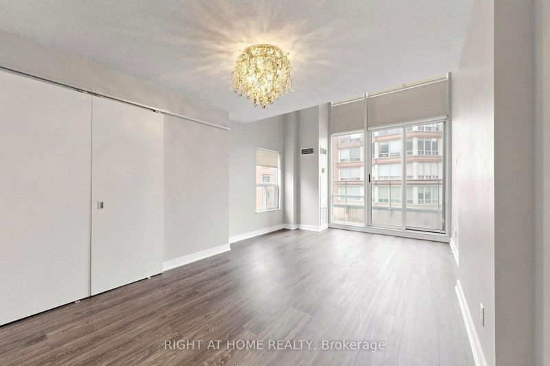 501 - 77 Lombard Street