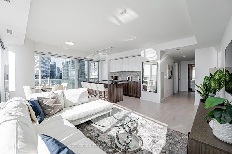 3403 - 15 Queens Quay E