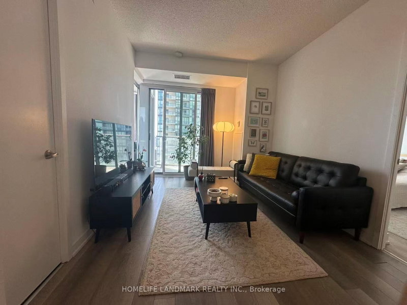 2807 - 5180 Yonge Street