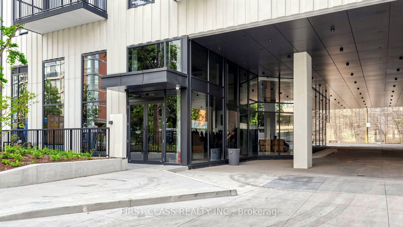 822 - 91 Montclair Avenue, Toronto 2