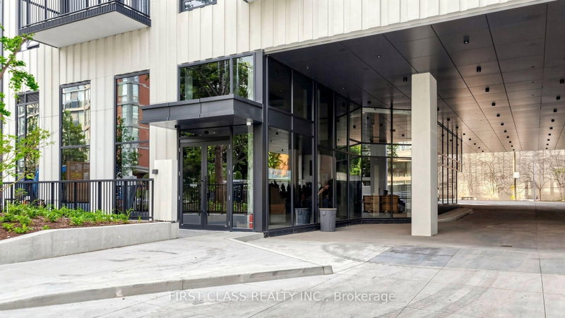 822 - 91 Montclair Avenue