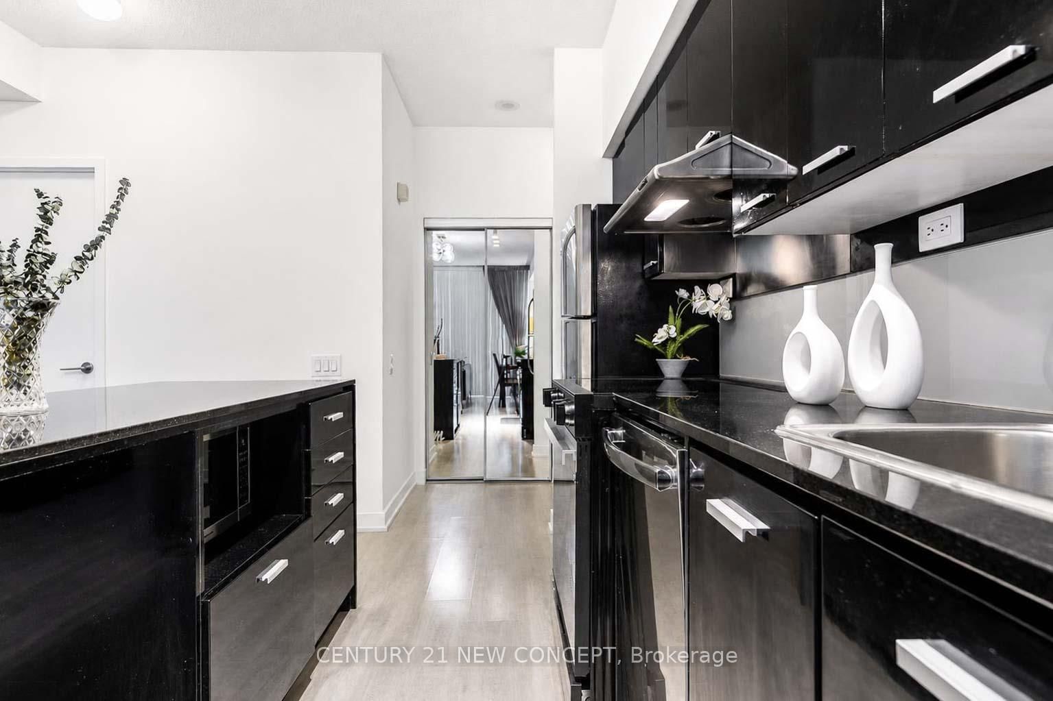 29 Singer Court • #3109 • Toronto, ON photo 15